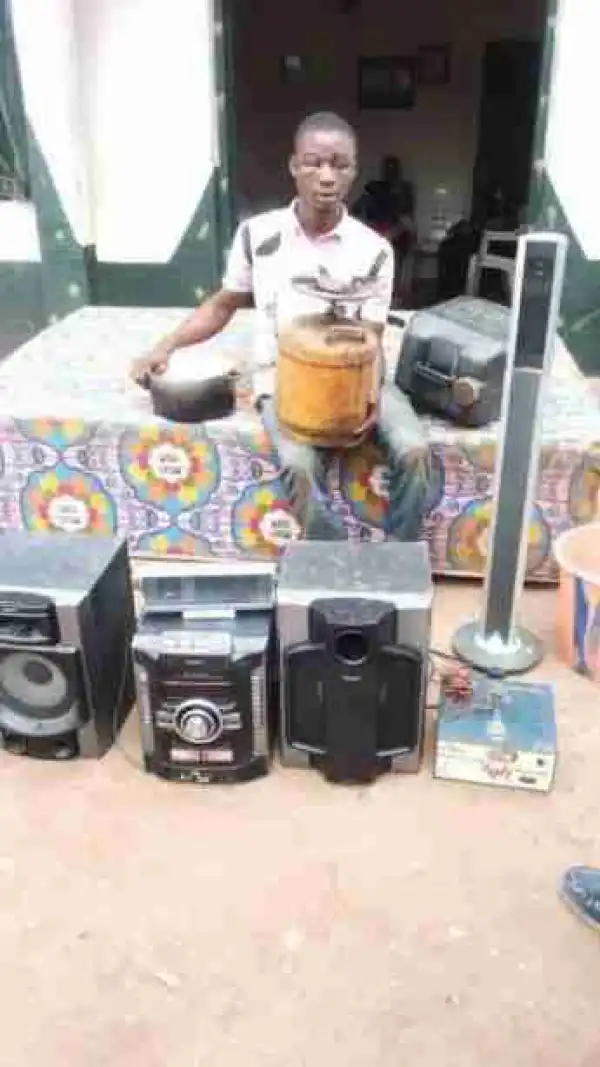 Man Who Stole Home Theatre And Mattress In Delta Beaten & Paraded (Photos)